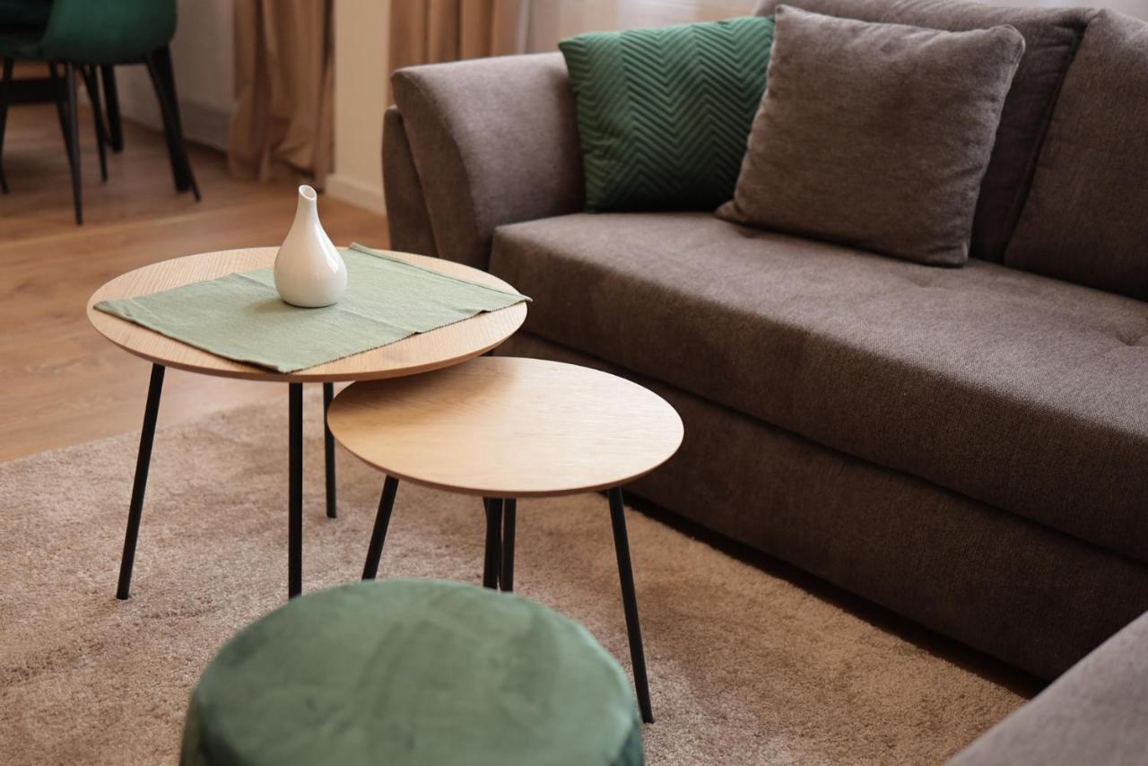 ברטיסלאבה Beautiful And Stylish 2 Bedroom Apartment In The City Center And In The Pedestrian Zone מראה חיצוני תמונה