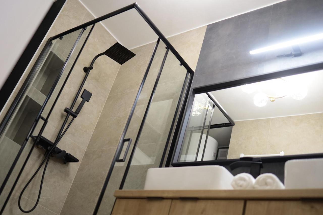 ברטיסלאבה Beautiful And Stylish 2 Bedroom Apartment In The City Center And In The Pedestrian Zone מראה חיצוני תמונה