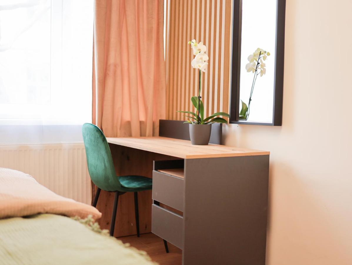 ברטיסלאבה Beautiful And Stylish 2 Bedroom Apartment In The City Center And In The Pedestrian Zone מראה חיצוני תמונה