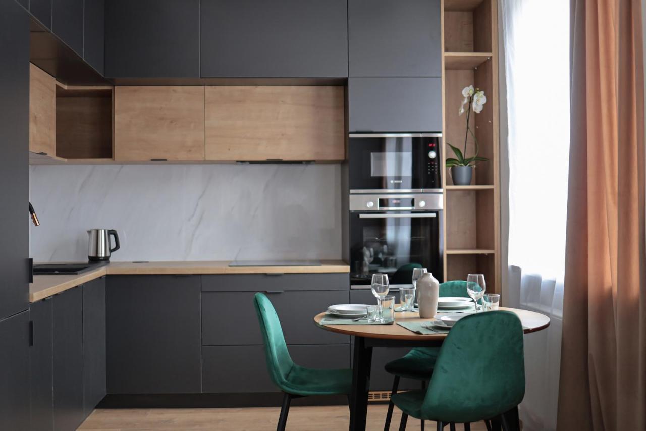 ברטיסלאבה Beautiful And Stylish 2 Bedroom Apartment In The City Center And In The Pedestrian Zone מראה חיצוני תמונה